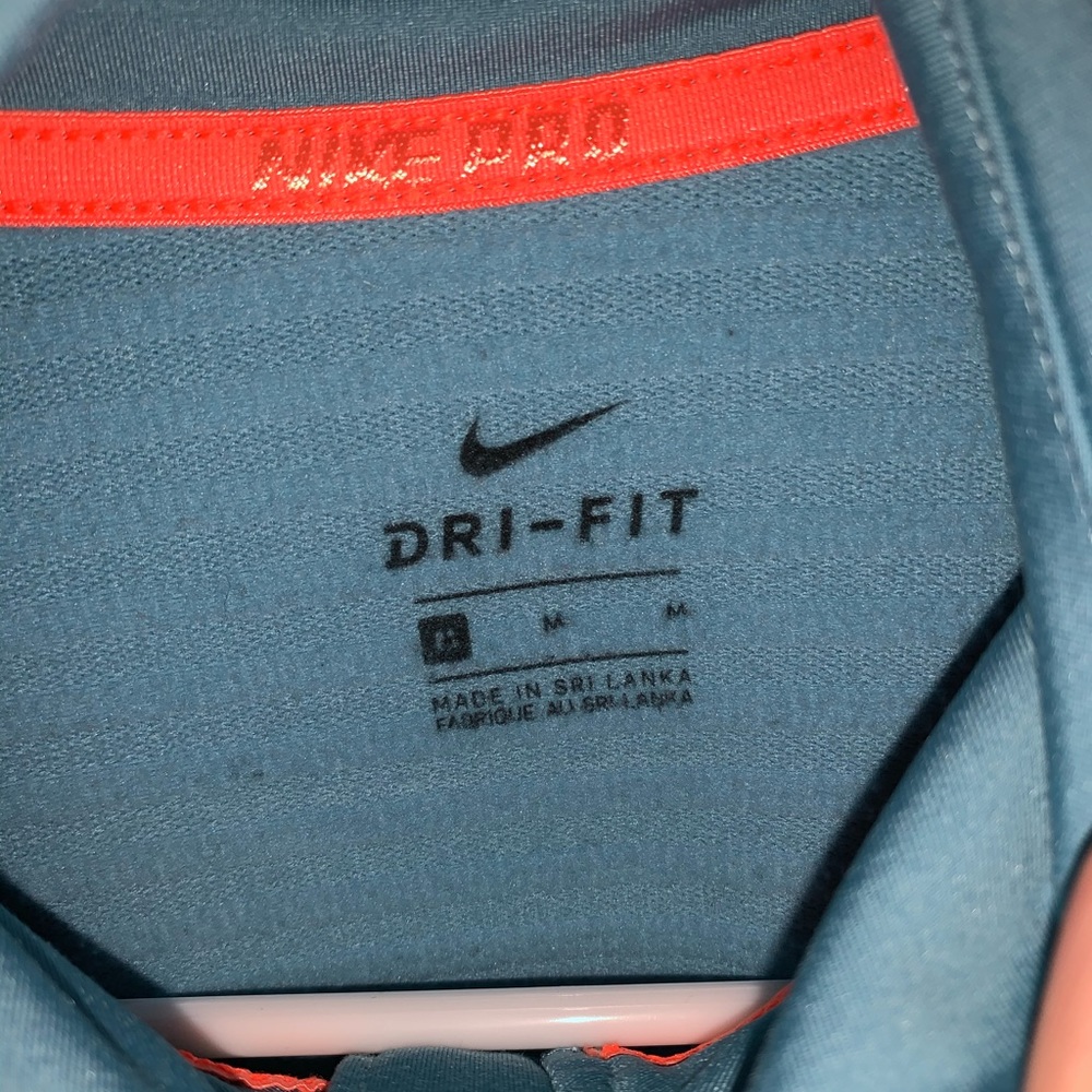 Nike running jacket - Picture 2 of 2
